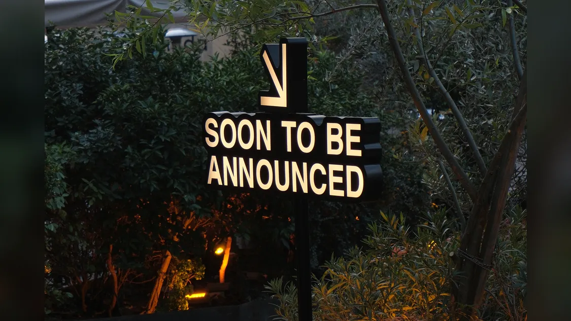 Crystal ile Soon to be Announced’da %20 indirim ayrıcalığı.